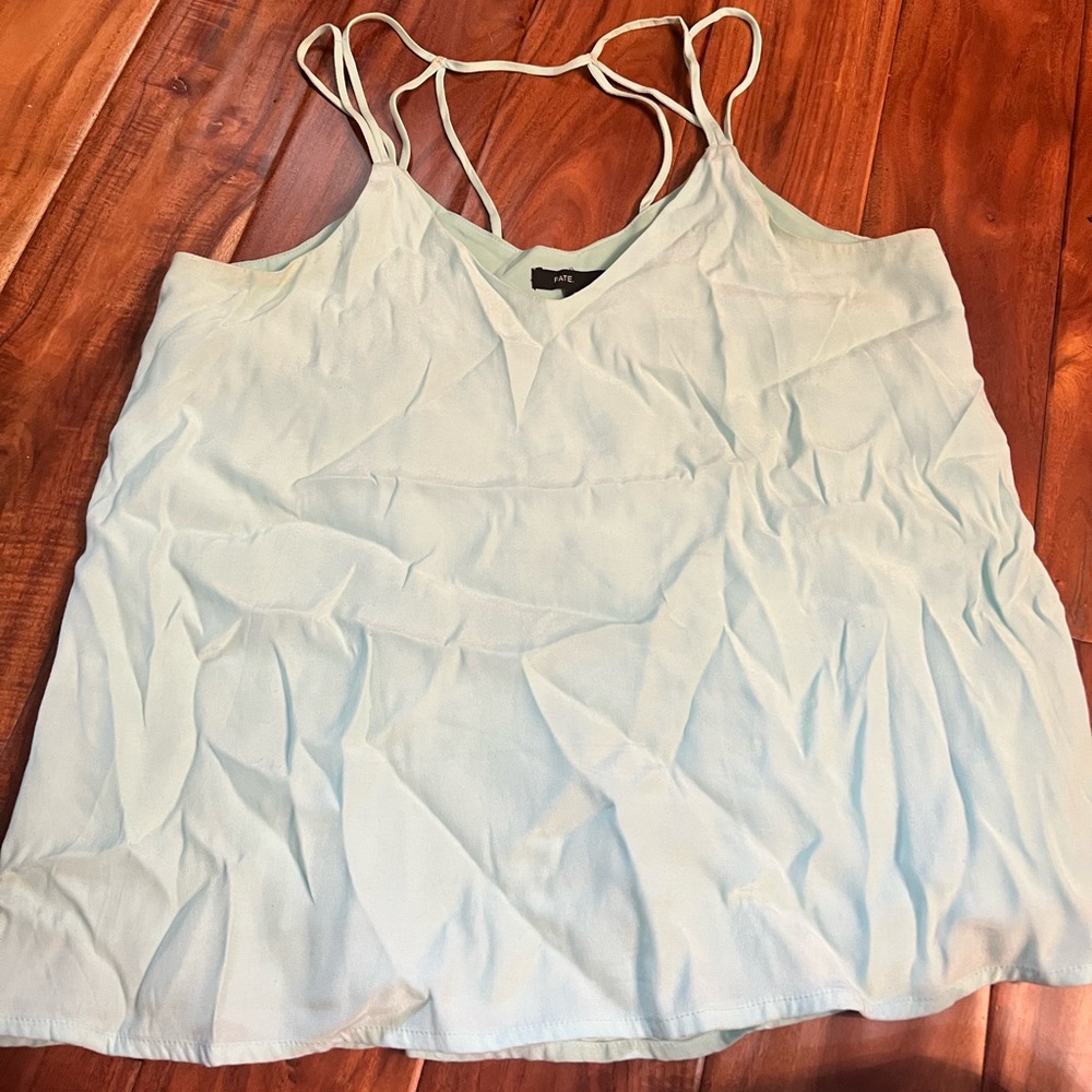 Women’s Blue Flowy Tank Top. Size Large